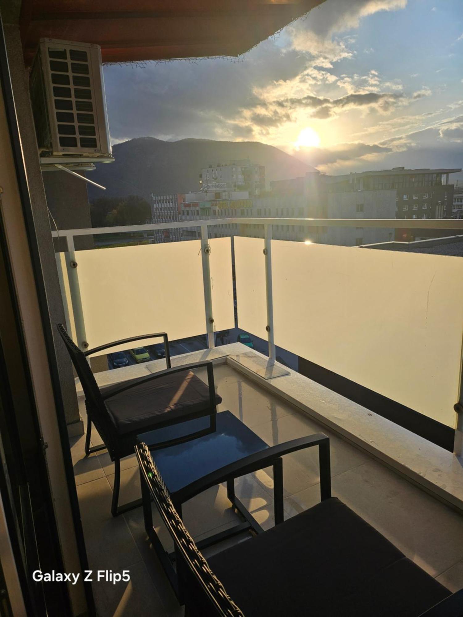 Bingo Center Apartment *